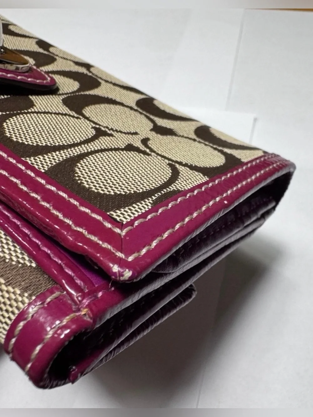Coach Hampton Signature Slim Envelope Turnlock Wallet